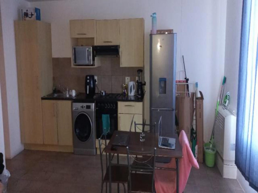 1 Bedroom Property for Sale in Zonnebloem Western Cape